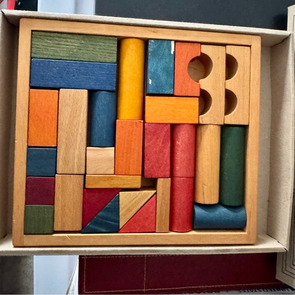 Colorful Building Blocks Set - Picture 3 of 3